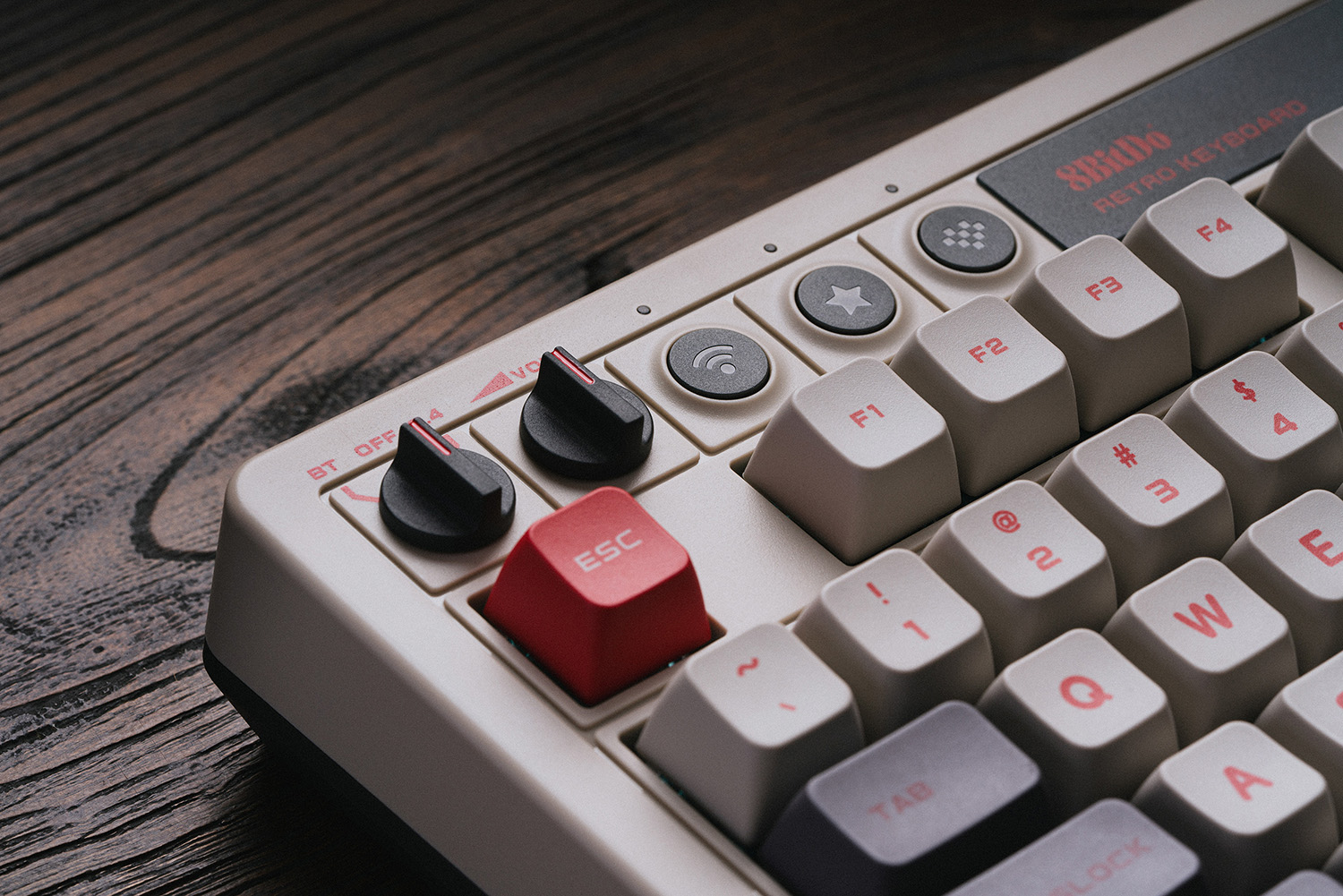 8Bitdo 레트로 기계식 키보드, 블루투스, 2.4G - Retro Gaming For Windows 리뷰 및 가격